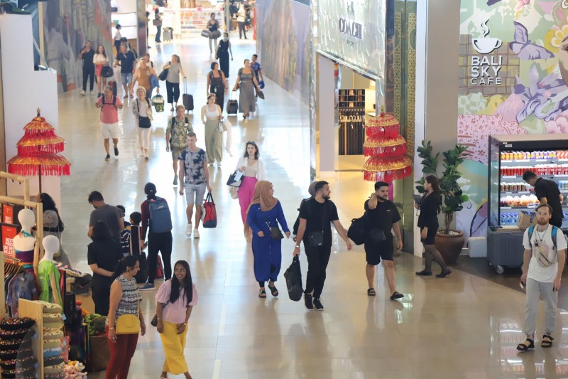 Suasana di Bandara Angkasa Pura Indonesia