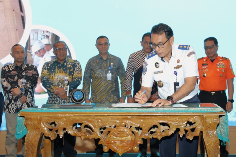 Dirjen Hubla saat teken persiapan jelang audit IMSAS