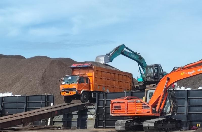 Layanan di PTP cabang Panjang