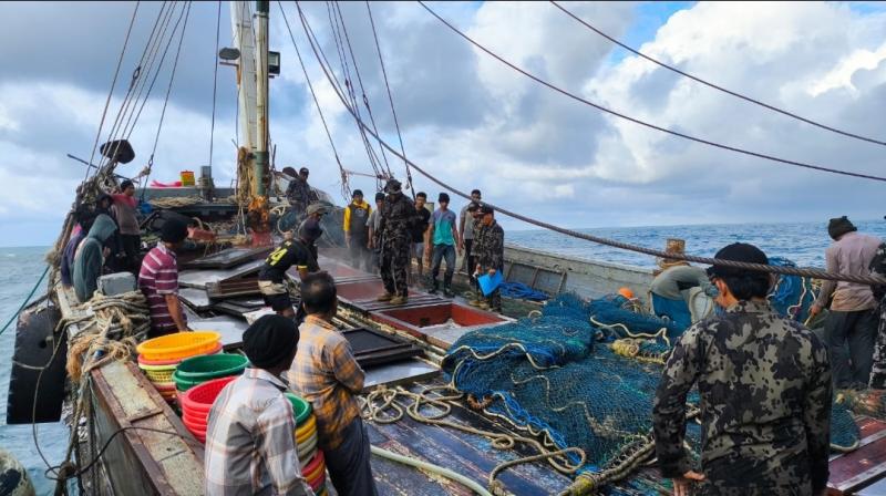 KKP menangkap kapal ikan yang tidak sesuai ketentuan di Laut Aru pada Rabu (29/1/2025). 
