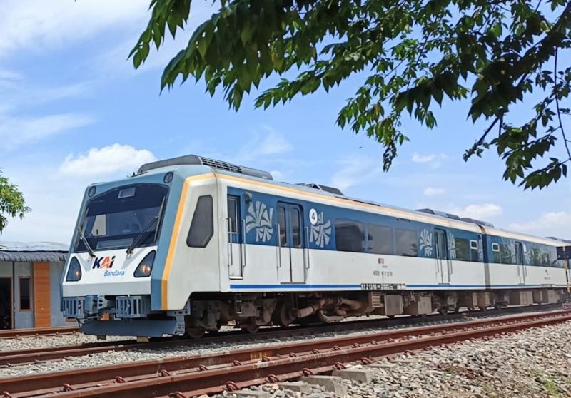 Layanan KA Bandara Kualanamu terkoneksi dengan moda transportasi yang ada di Sumatera Utara. (Ist)