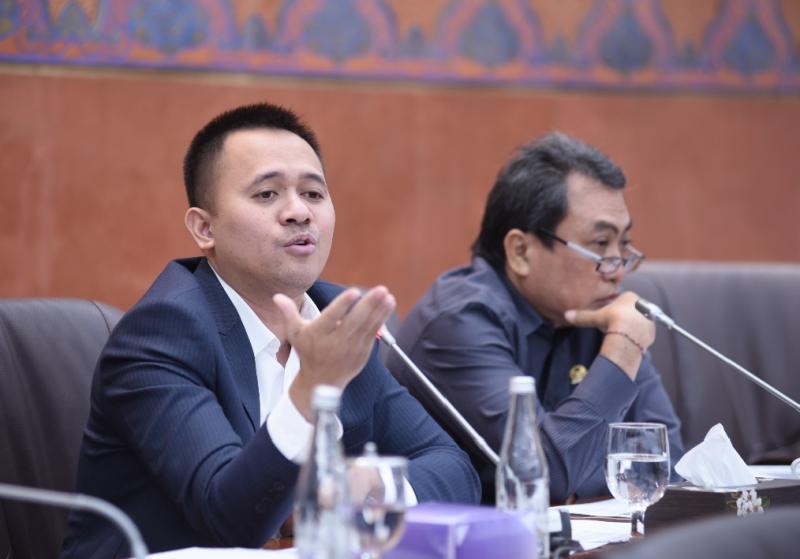 Anggota Komisi VI DPR