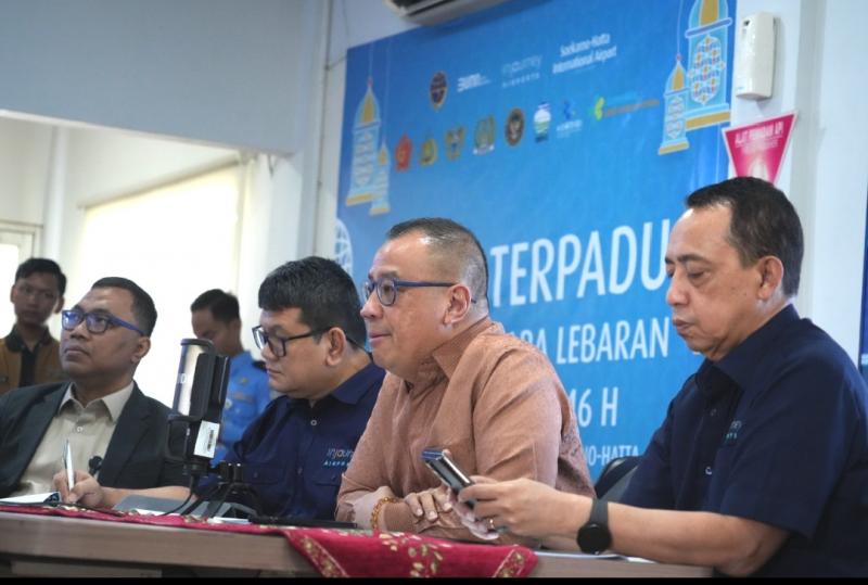 Direksi InJourney Airports dan GM Bandara Aoetta