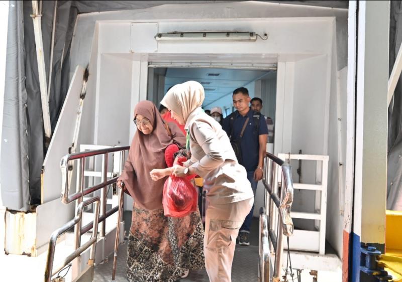 Layanan di pelabuhan penyeberangan