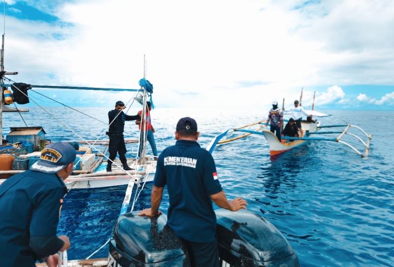 Petugas PSDKP berhasil menangkap kapal ikan ilegal asal Filipina di perairan Kabupaten Talaud, Sulawesi Utara.
