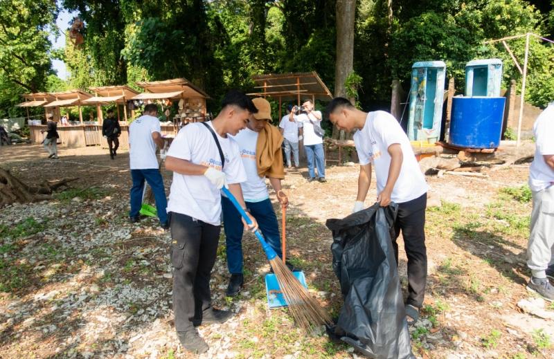 Ocean Clean Up Day