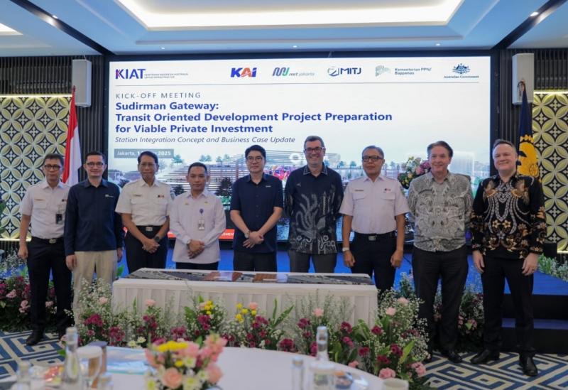 Kolaborasi KAI, MITJ, dan KIAT dalam menyusun studi kelayakan pengembangan kawasan TOD Sudirman resmi dimulai melalui kegiatan Kick Off Meeting di Jakarta.