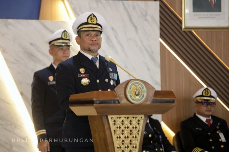 Sekretaris BPSDM saat pelantikan Lulusan Poltekpel Sulut