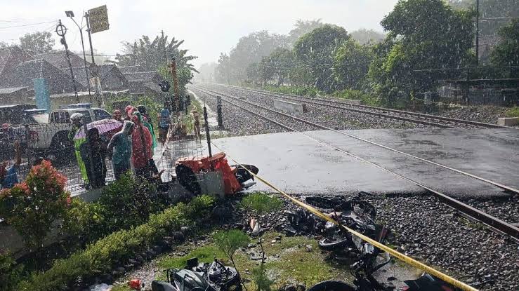 Pelintasan di Kelurahan Mangge, Kecamatan Barat, Magetan lokasi kecelakaan KA Malioboro Ekspres tabrak 7 motor. (Detikcom/Sugeng Harianto).