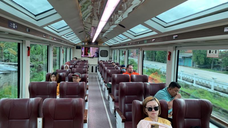 Dalam kabin Kereta Panoramic Foto istimewa/KAI Wisata 