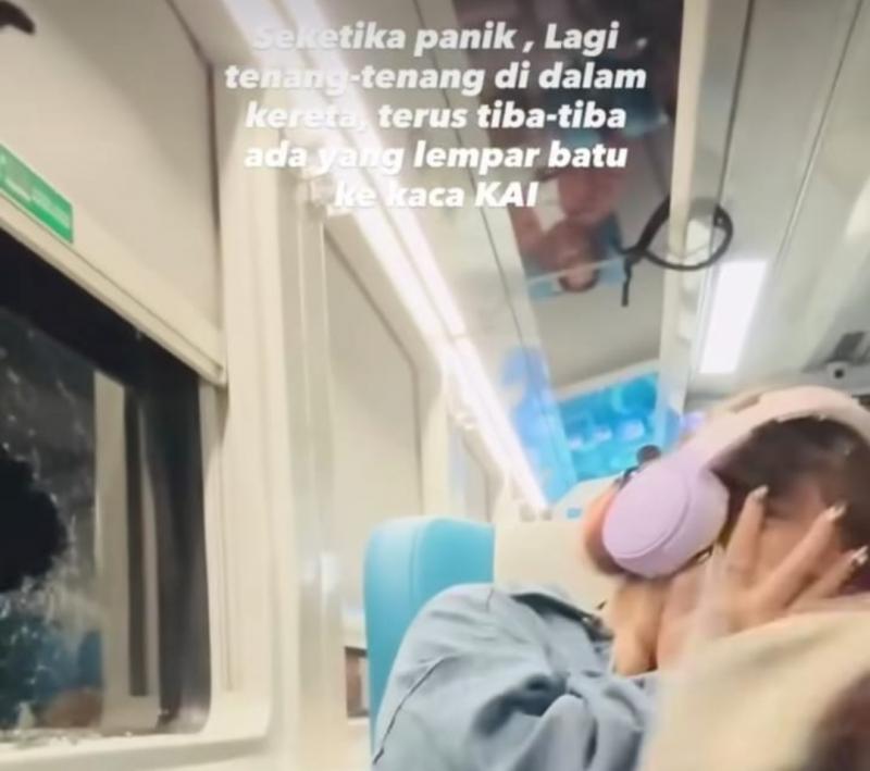 Foto Penumpang KA Sancaka yang terkena serpihan kaca akibat aksi pelemparan batu oleh oknum tidak bertanggung jawab.(tangkapan layar)