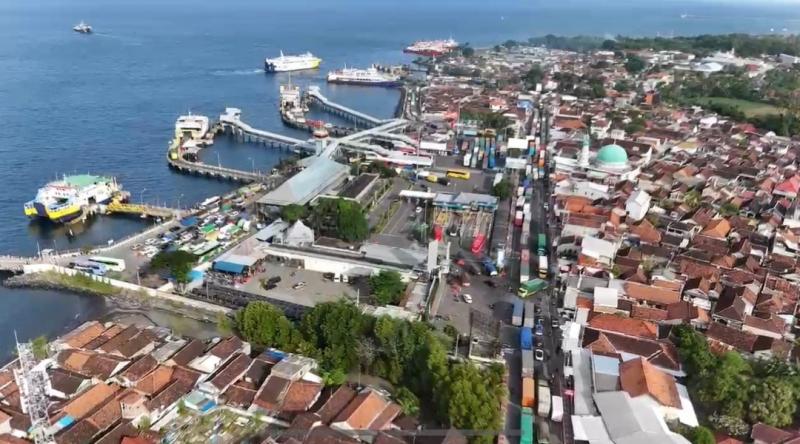 Layanan di pelabuhan penyeberangan