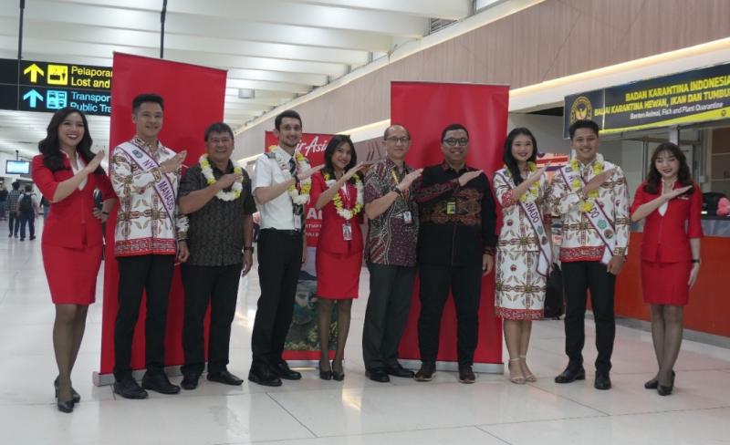 Peresmian penerbangan perdana IAA rute Jakarta-Manado
