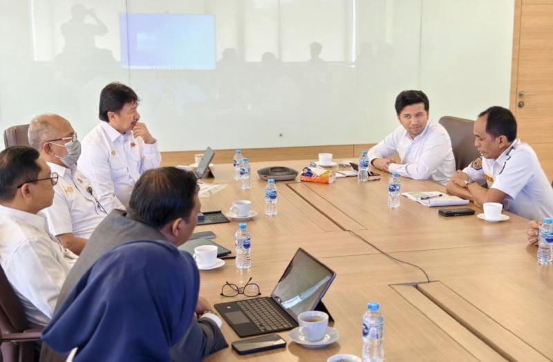 Pertemuan Dirjen Udara dan Wagub Jatim