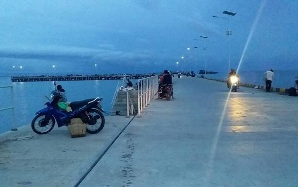 Pantai Bojong: Panduan Lengkap untuk Wisata Keluarga