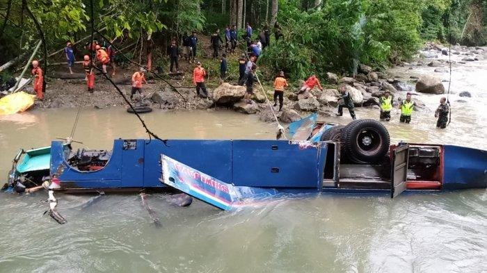  Selamat  dari  Kecelakaan  Bus Sriwijaya Kondektur Sebut 